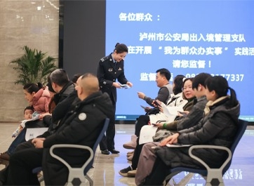 通过听取汇报、查阅台账、随机访谈等方式全...